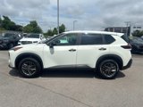 Used 2023 Nissan Rogue S image 5
