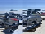 Used 2020 Volkswagen Tiguan SE image 2