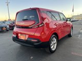 Used 2022 Kia Soul LX w/ Technology Package image 5