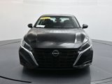 Used 2024 Nissan Altima 2.5 SV image 2