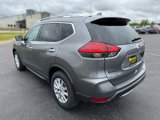 Used 2017 Nissan Rogue SV w/ SV Premium Package image 3