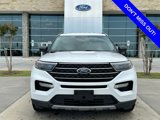 Used 2022 Ford Explorer XLT w/ Equipment Group 202A image 2