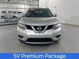 Used 2016 Nissan Rogue SV image 3