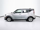 Used 2023 Kia Soul LX w/ LX Technology Package image 4