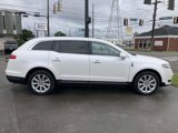 Used 2014 Lincoln MKT FWD image 2