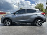 Used 2020 Nissan Kicks SR image 4