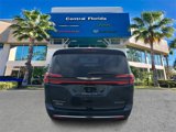 New 2025 Chrysler Pacifica Select image 6