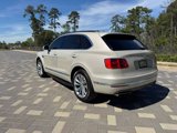 Used 2017 Bentley Bentayga image 3