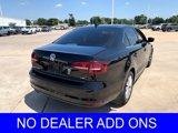 Used 2017 Volkswagen Jetta SE image 3