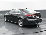 Used 2022 Toyota Corolla LE image 3