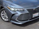 Used 2019 Toyota Avalon XLE image 3