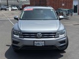 Certified 2019 Volkswagen Tiguan SE w/ Panoramic Sunroof Package image 2