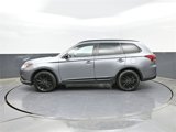 Used 2020 Mitsubishi Outlander FWD image 2