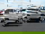Used 2018 Ford Edge Titanium w/ Technology Package image 3