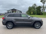Used 2018 Jeep Grand Cherokee Limited w/ Luxury Group II image 2