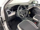 New 2025 Volkswagen Taos SE image 3