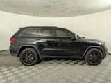Used 2019 Jeep Grand Cherokee Laredo image 6