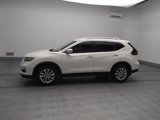 Used 2019 Nissan Rogue SV image 2
