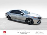 Certified 2018 Toyota Camry SE image 5