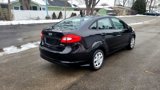 Used 2013 Ford Fiesta SE image 3