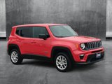 Used 2023 Jeep Renegade Latitude image 3