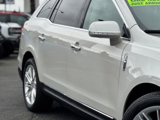 Used 2019 Lincoln MKT AWD image 5