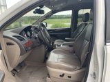 Used 2013 Chrysler Town & Country Touring-L w/ Driver Convenience Group image 5