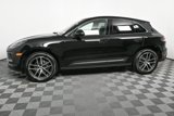 Certified 2025 Porsche Macan image 2
