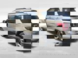 Used 2017 Ford Explorer XLT image 4