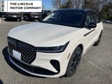 New 2025 Lincoln Nautilus Reserve image 1