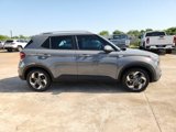 Used 2021 Hyundai Venue SEL image 4