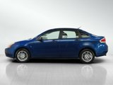 Used 2009 Ford Focus SE image 2
