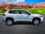 Used 2022 Toyota Corolla Cross L image 3