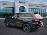 Used 2022 Jeep Grand Cherokee Laredo X image 3