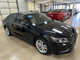 Used 2019 Volkswagen Passat 2.0T Wolfsburg w/ Wheels & Sunroof Package image 2