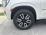 Used 2023 GMC Yukon XL AT4 image 4