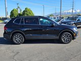 Used 2019 Volkswagen Tiguan SE w/ Panoramic Sunroof Package image 2