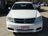 Used 2014 Dodge Avenger SE image 2