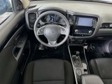 Used 2020 Mitsubishi Outlander ES image 3