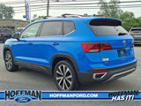 Used 2022 Volkswagen Taos SE w/ Panoramic Sunroof Package image 4
