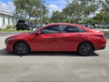 Used 2022 Hyundai Elantra SEL image 2