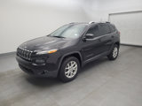 Used 2015 Jeep Cherokee Latitude w/ Comfort/Convenience Group image 2
