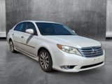 Used 2011 Toyota Avalon Limited image 3