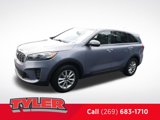 Used 2020 Kia Sorento LX image 3