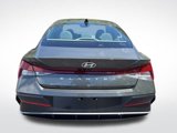 Used 2024 Hyundai Elantra SEL w/ Convenience Package image 5