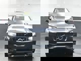 Certified 2022 Volvo XC90 T6 Momentum w/ Protection Package Premier image 3