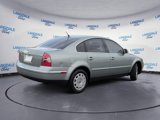 Used 2005 Volkswagen Passat GL image 4
