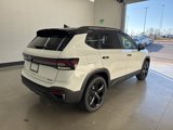 New 2025 Volkswagen Taos SE image 5