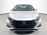 Used 2023 Nissan Versa SV image 2