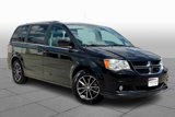 Used 2017 Dodge Grand Caravan SXT image 2